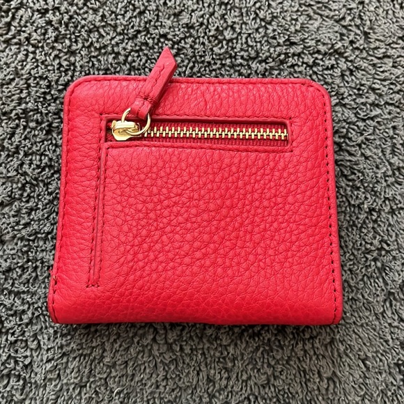 Good condition Fossil Small Wallet - Picture 2 of 6